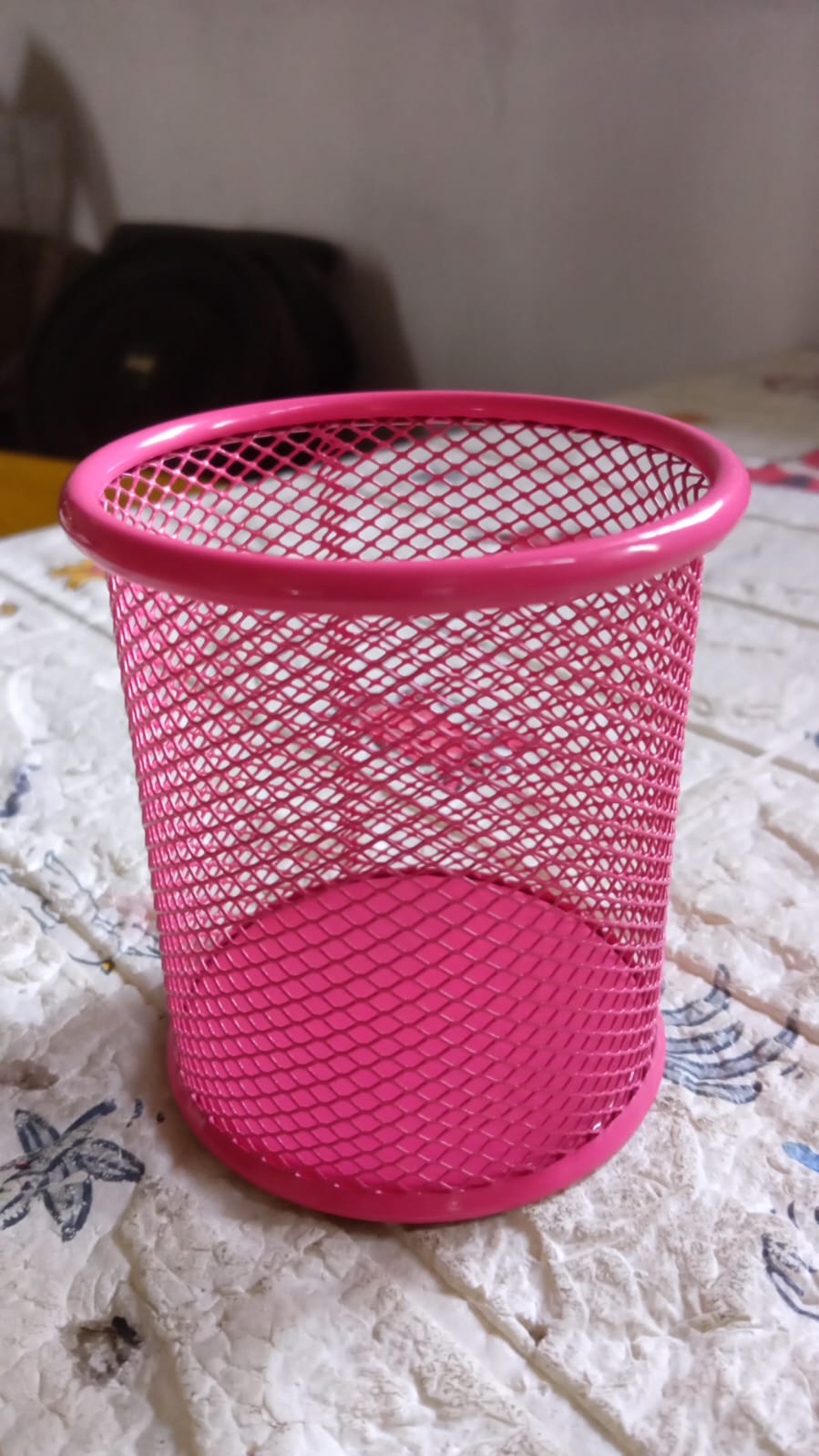 Metal Mesh Pen Holder for Desk (1 Pc): Pen Stand, Pencil Organizer, Stationery Storage - Discount Karo