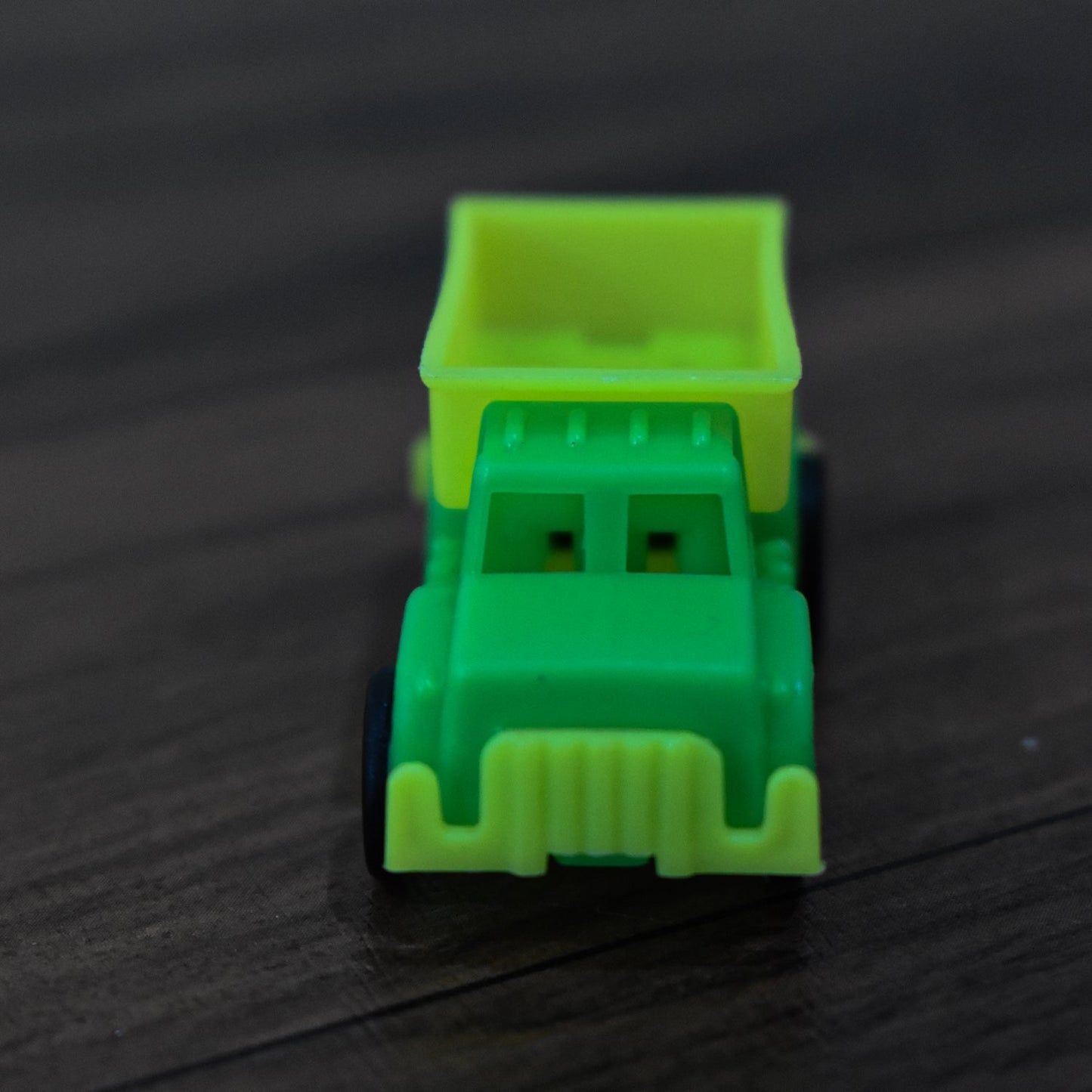 4414 Dumper Truck Toy 