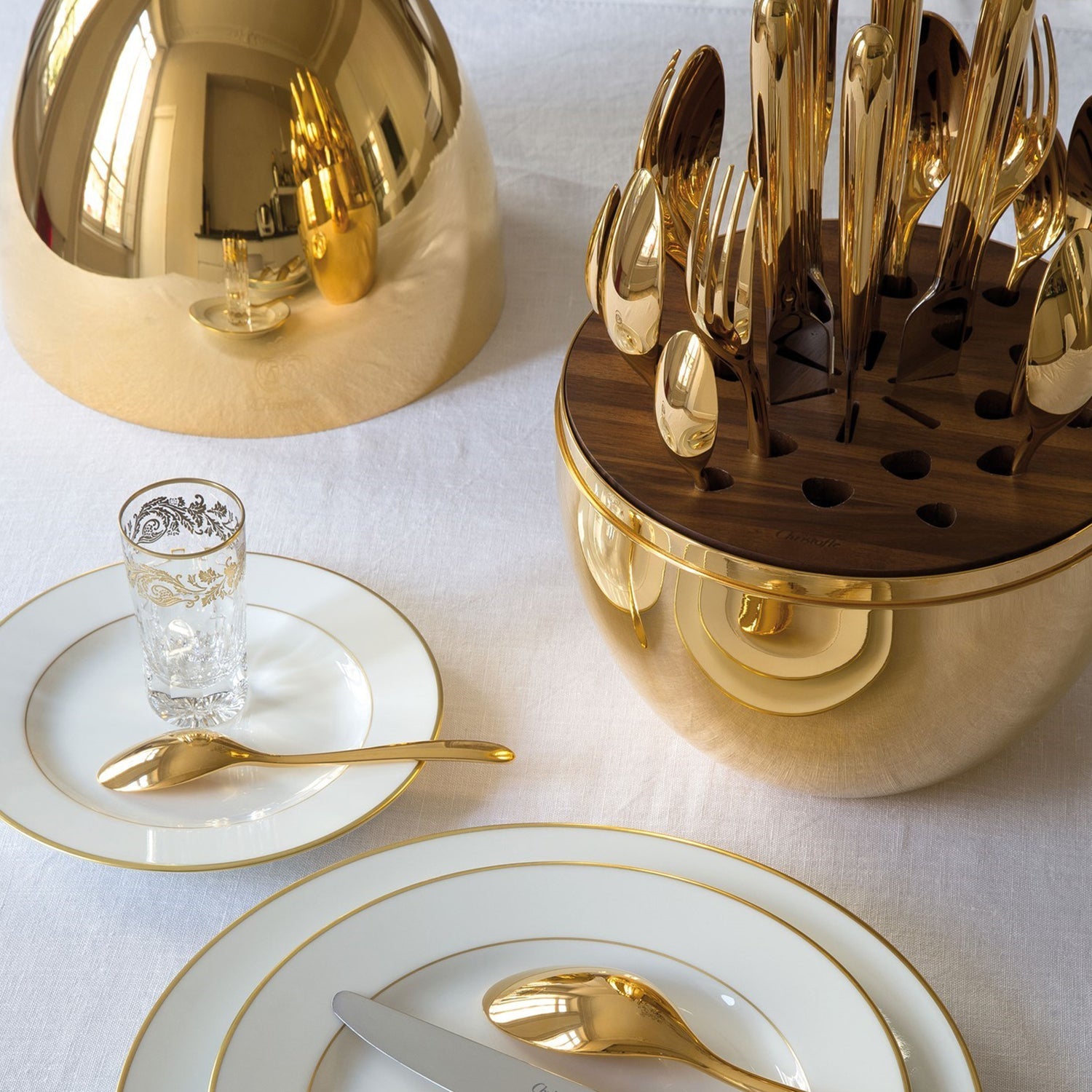 Premium Cutlery Set 24 Pcs with Oval Shaped Stand | Beautiful Stylish Oval Designed Cutlery Sets, Egg-Shaped Luxury Spoon Holder Set  (Golden / 24 pcs set) - Discount Karo