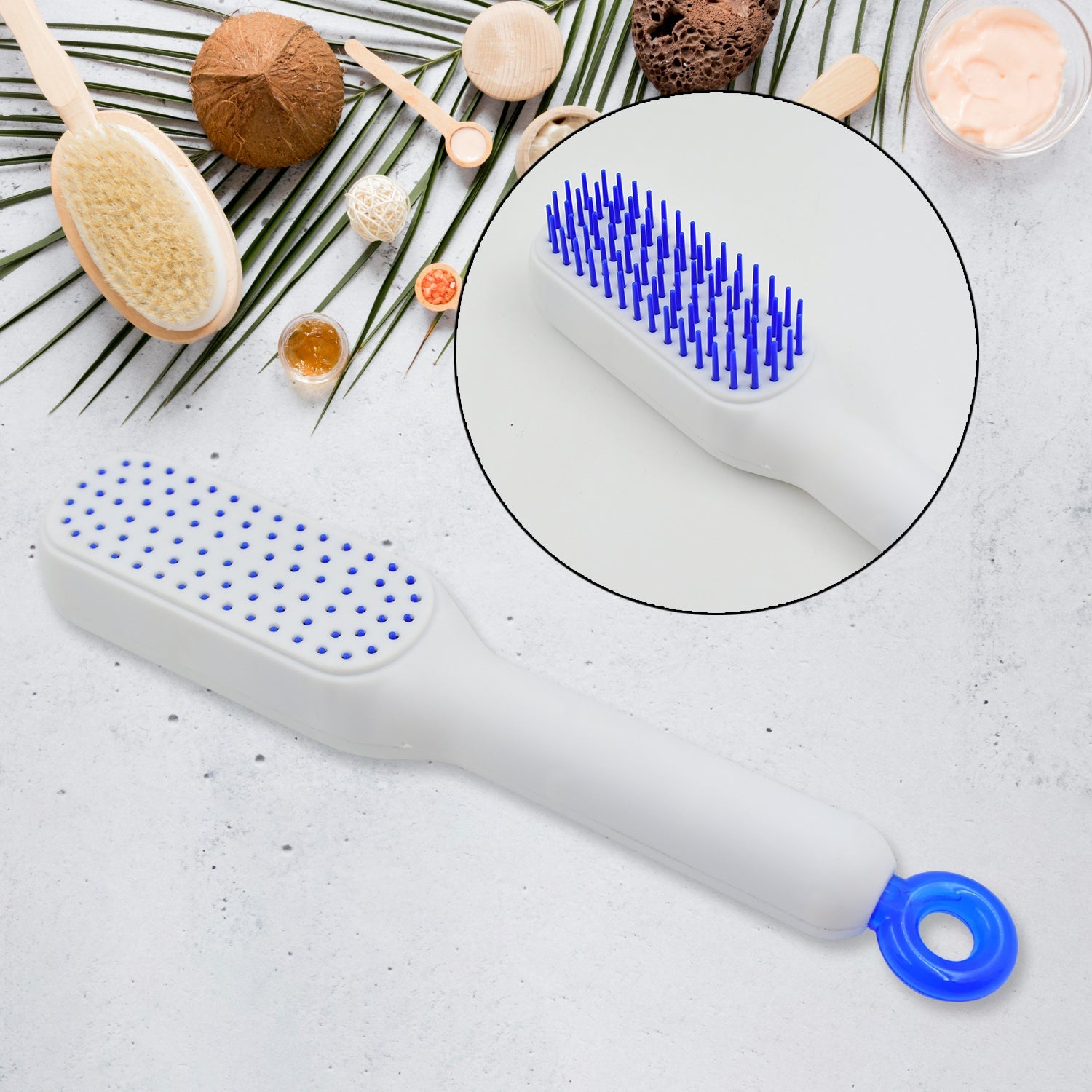 Self-Cleaning Hairbrush, Self-Cleaning Anti-Static Detangling Massage Comb, One-pull Clean Scalable Rotate Lifting Self Cleaning Hairbrush Hair Styling Tools - Discount Karo