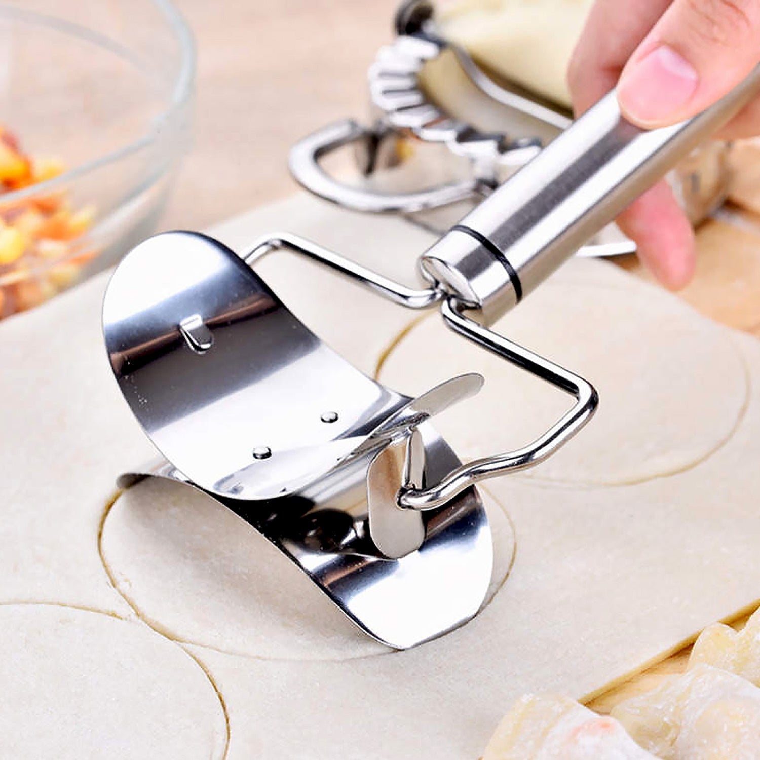 Multifunctional Easy and Fast Stainless Steel Puri cutter roller Machine with Handle for Home Baking Tools for Women, Dough Circle Roller Cutter for Kitchen (1 pc) - Discount Karo