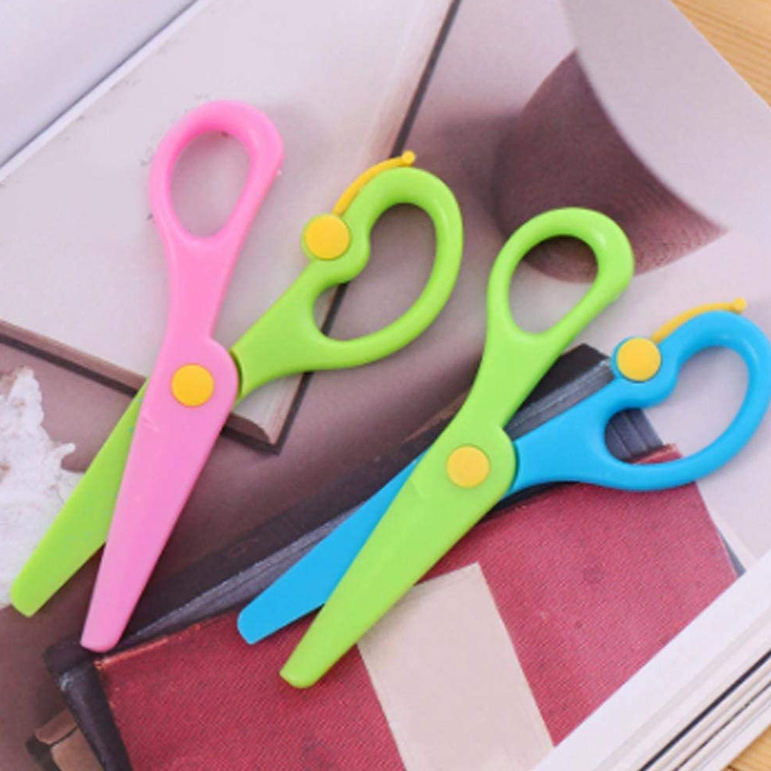 Plastic Safety Scissor, Pre-School Training Scissors. - Discount Karo