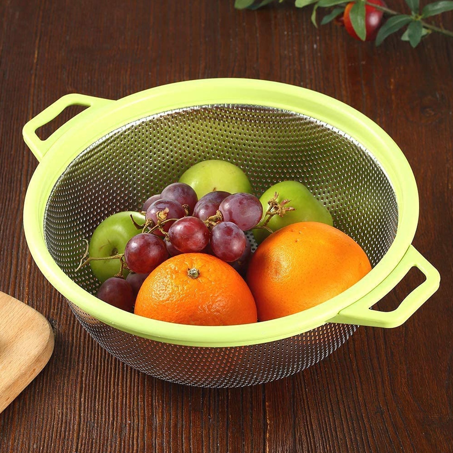 Stainless Steel Colander with Handle - Large Metal Mesh Basket Strainer (1 pc) - Discount Karo