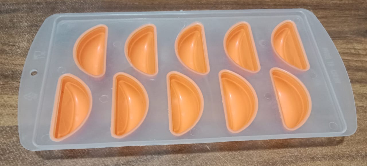 Silicone Mold Ice Cube Tray Creative Sweet Multi Type Ice Tray Buckets, Ice Cube Trays Multi Fruit Shape Ice Tray (1 Pc) - Discount Karo