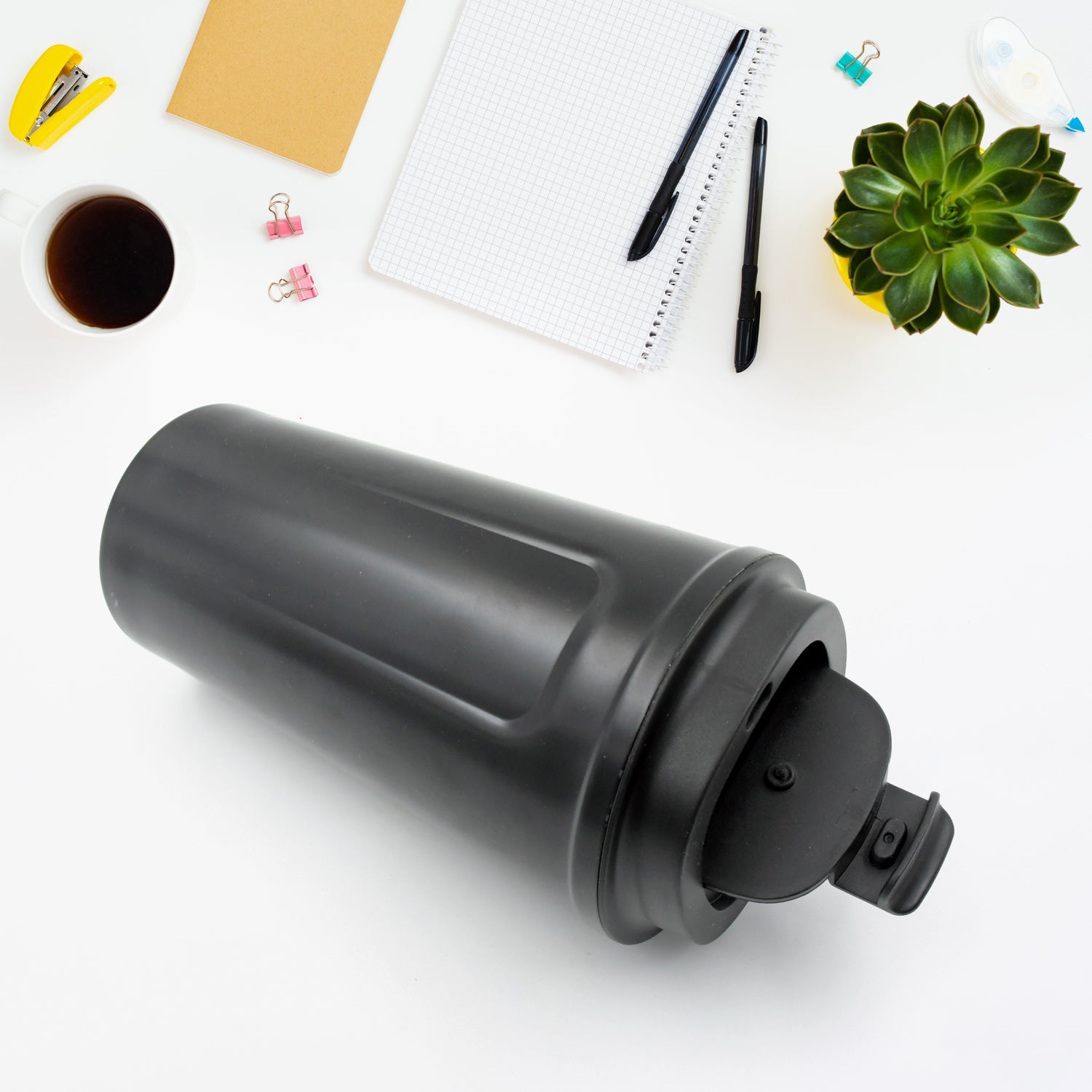 Stainless Steel & Plastic Travel Mug: Vacuum Insulated, Leak Proof Lid (1 Pc) - Discount Karo