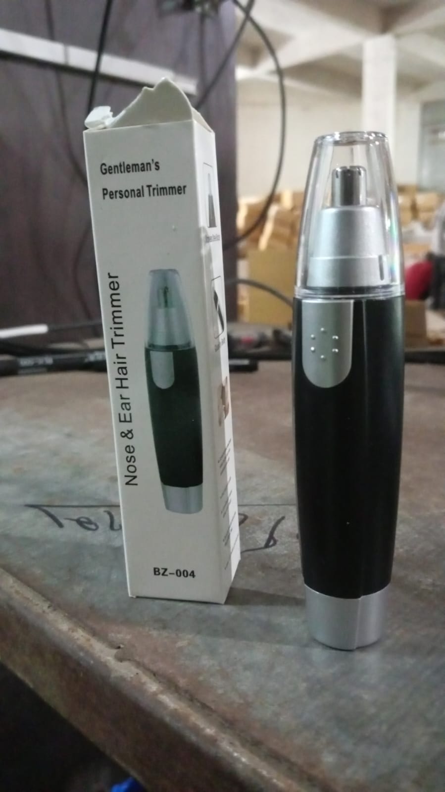 Sharp Nose and Ear Hair Trimmer (1 Pc / Battery Not Included) - Discount Karo