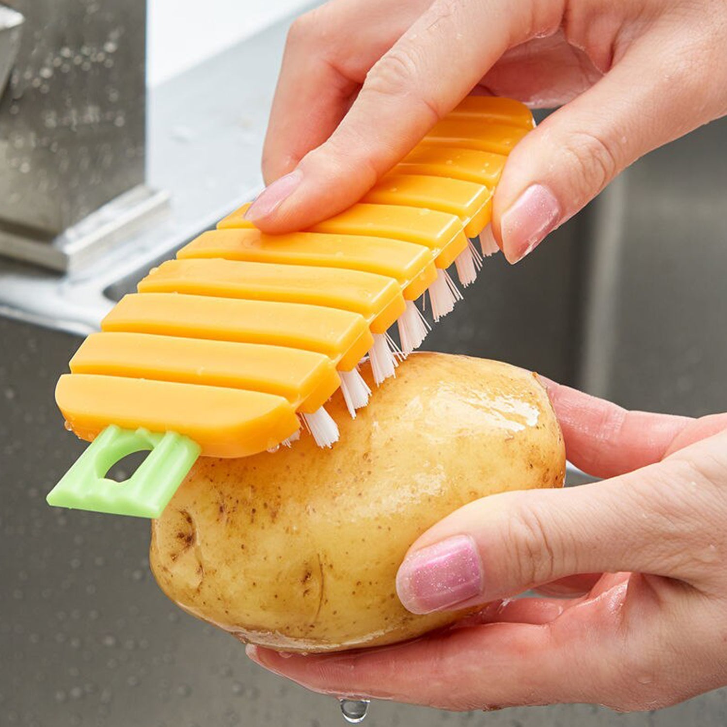 Vegetable Scrubbing Brush, Vegetable Scrubber Nonâ€‘Toxic Fruit Brush Carrot Shape Vegetable Brush for Potato for Vegetable - Discount Karo