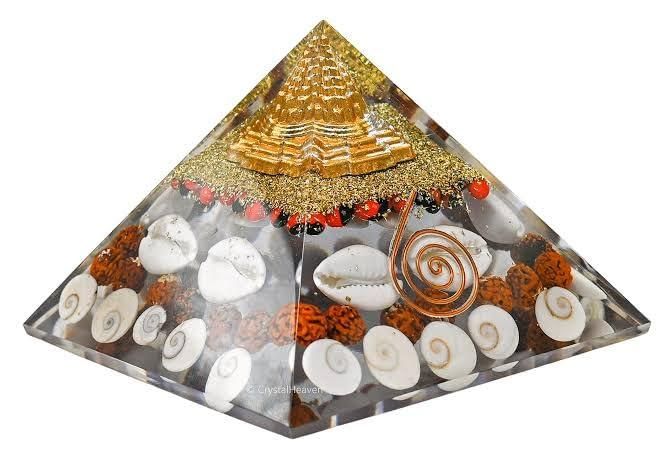 Crystal Wealth Gomati Chakra Shree Yantra Pyramid - Discount Karo