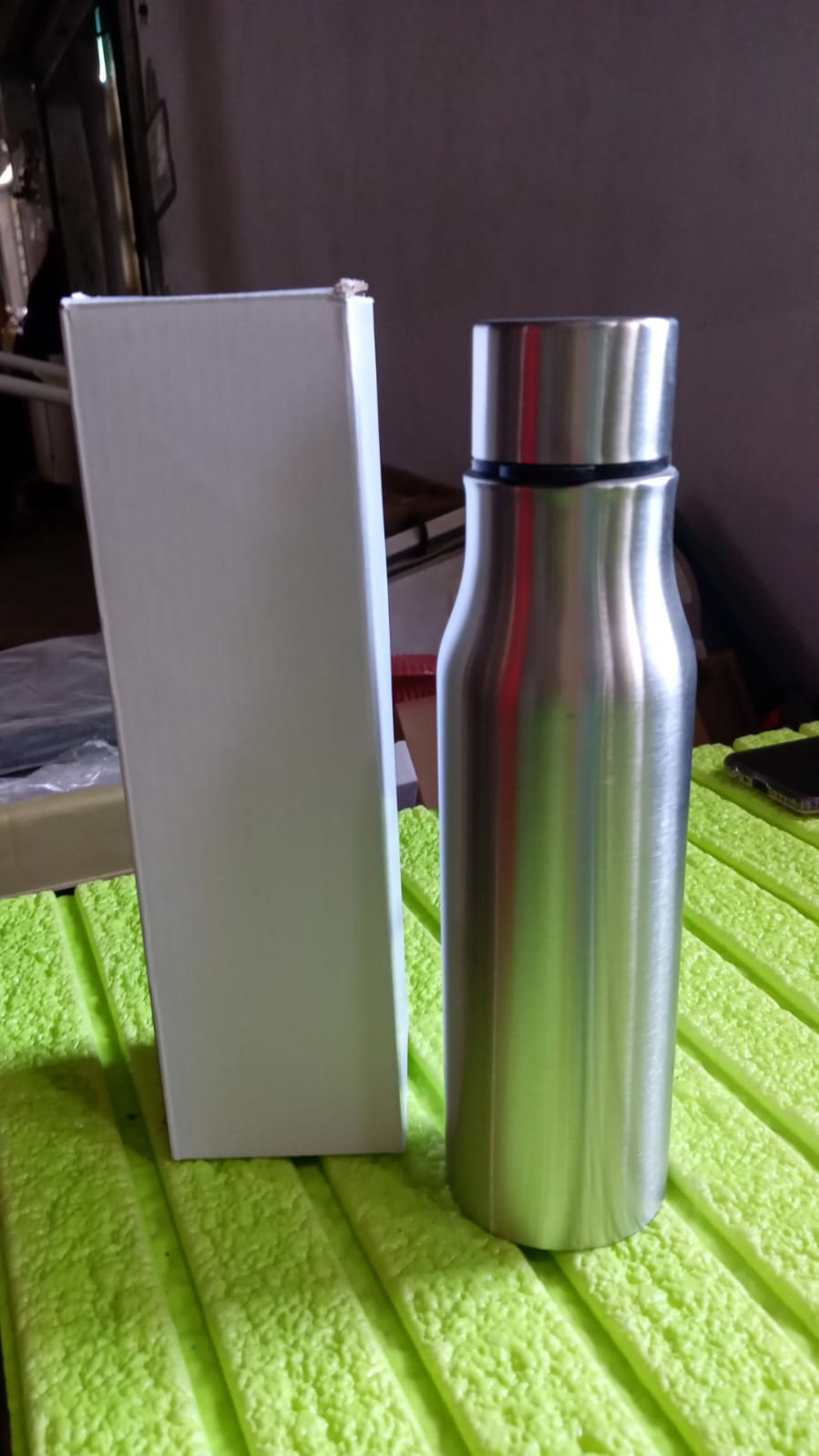 Stainless Steel Water Bottle | Leak Proof | Office Bottle | Gym Bottle | Home | Kitchen | Hiking | Trekking Bottle | Travel Bottle (1000 ML) - Discount Karo