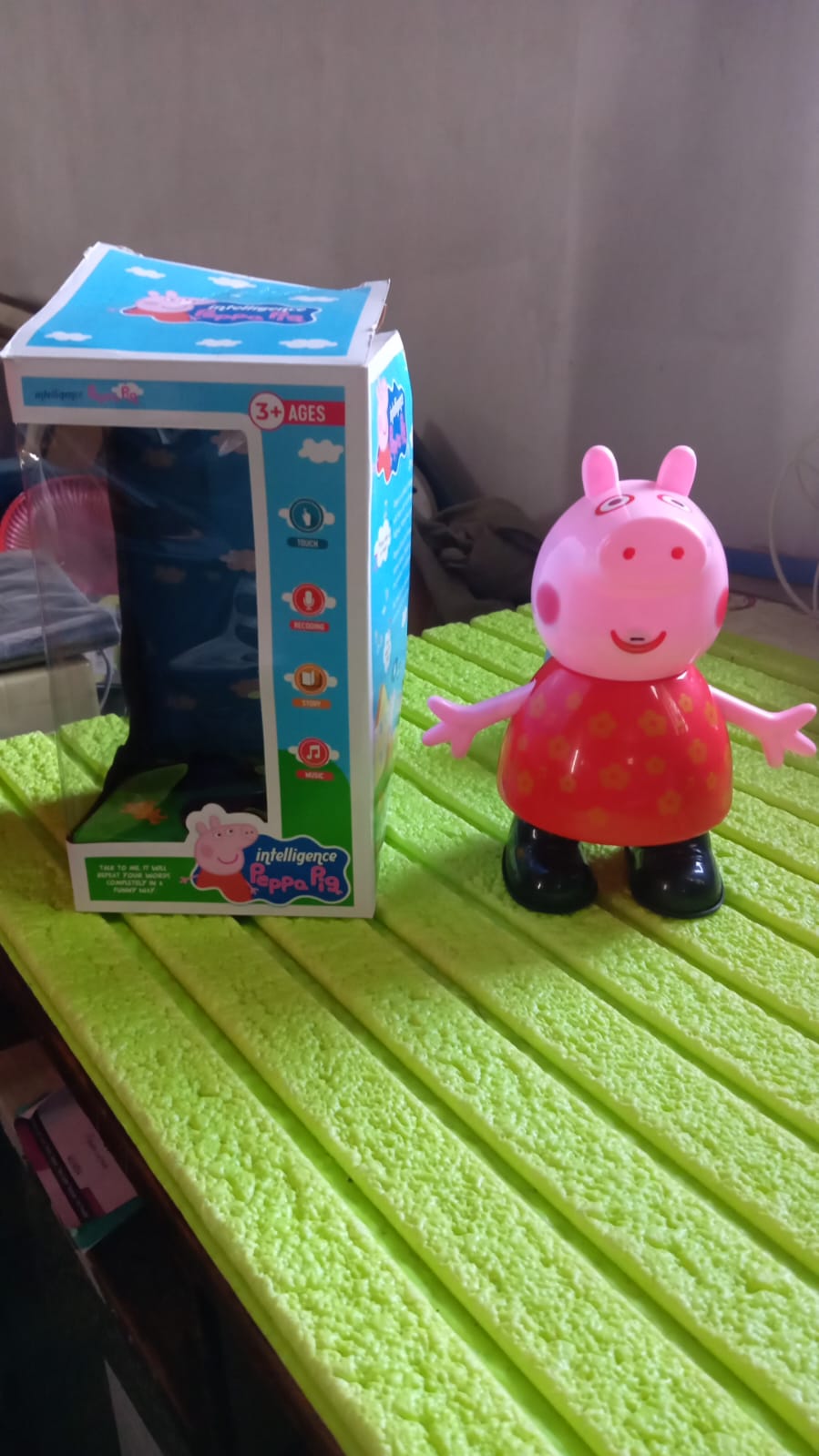 Pig Children Play toy, Pretend Play Toy Fun Gift for Kids, Movable Hands, Legs Pig Pretend Play Toy Set for Kids Children with Soft Rubber Material (1 Pc / Battery Not included) - Discount Karo